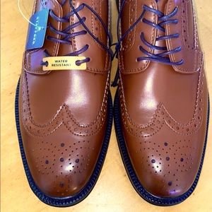 Stafford Men’s dress shoes - NEW